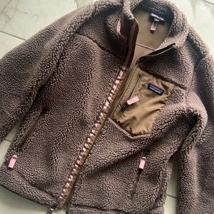 Beautiful Pink Mocha Patagonia. Medium Fleece Jacket.